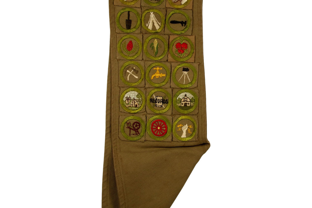 Merit Badge Sash 1920s with 39 Square Merit Badges and Star, Life, Eagle (Type1)