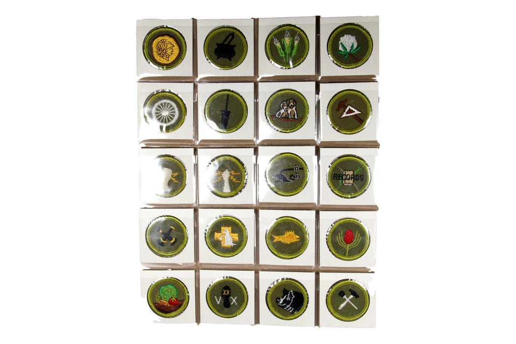 !1960s Rolled Edge Twill Merit Badge Collection 78 MBs