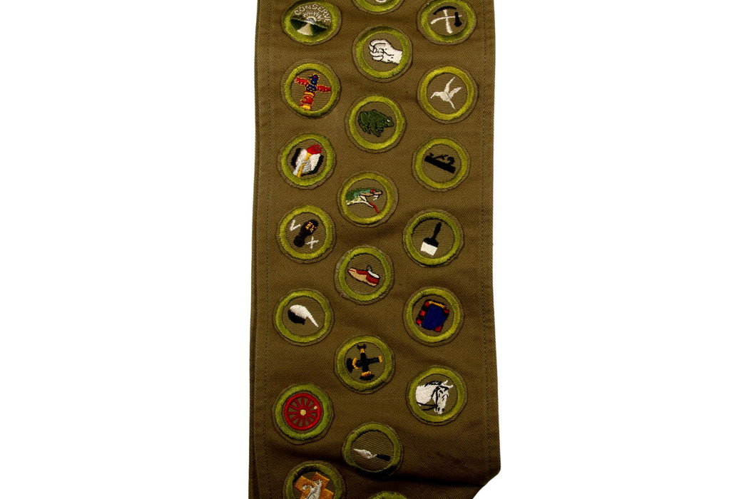 Merit Badge Sash 1930s-1940s Tan 35 Tan Crimped Merit Badges